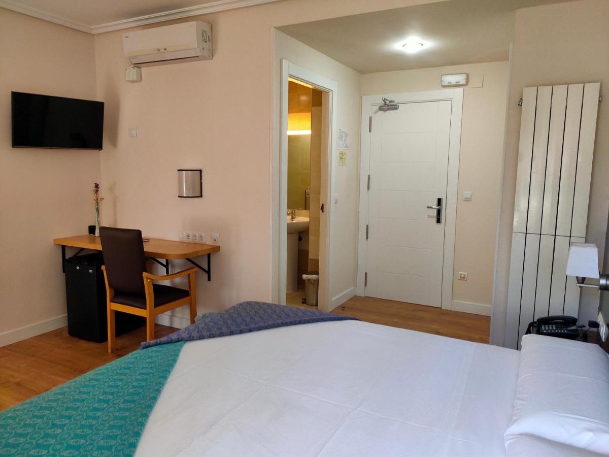 Hotel Arrope Haro Esterno foto