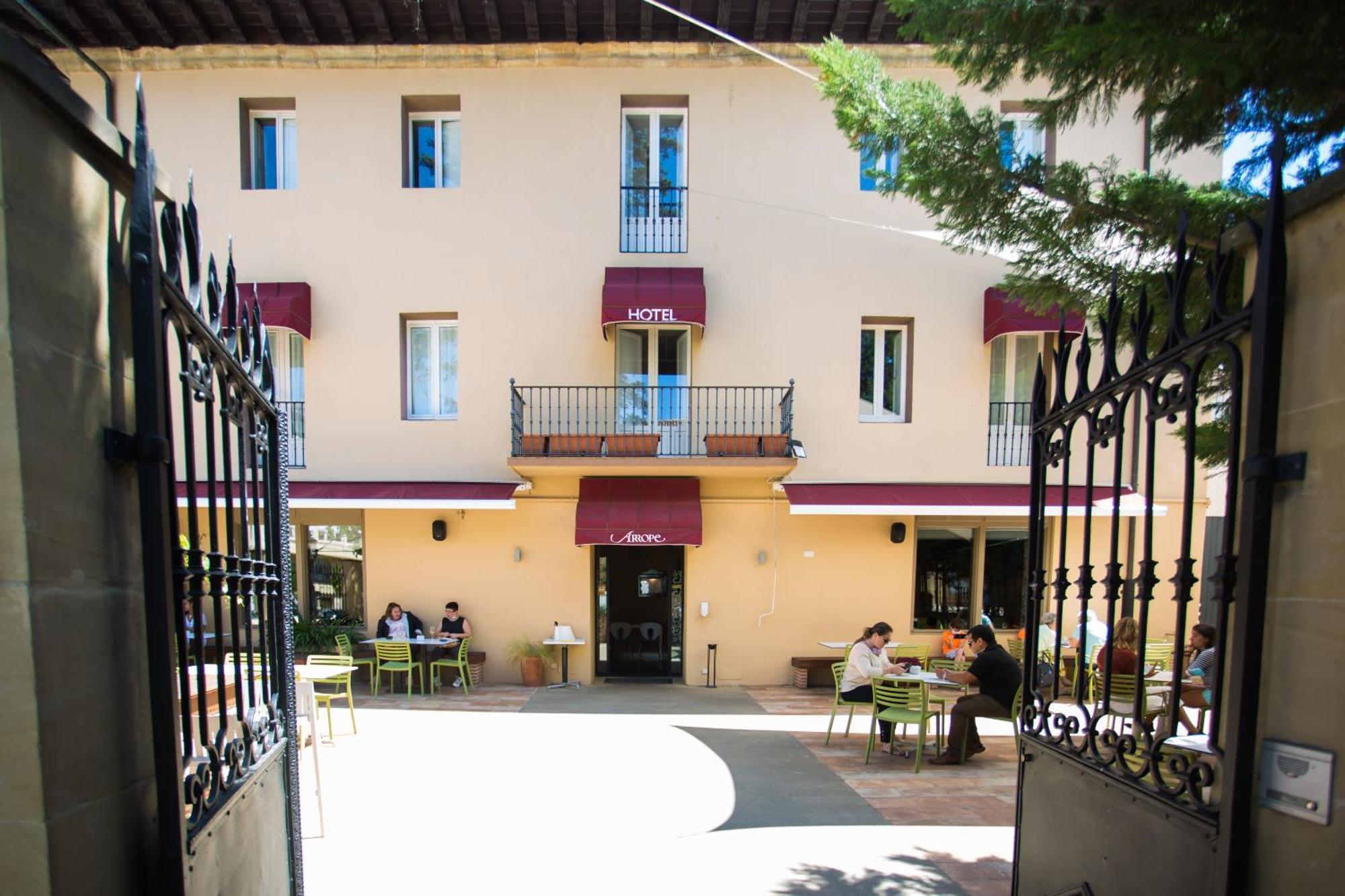 Hotel Arrope Haro Esterno foto