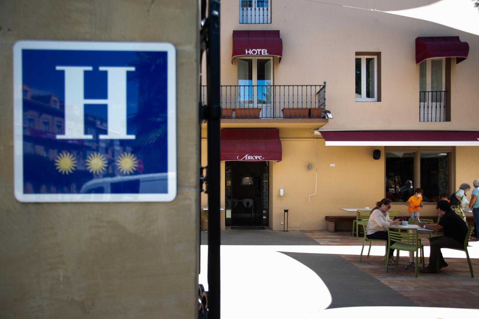 Hotel Arrope Haro Esterno foto