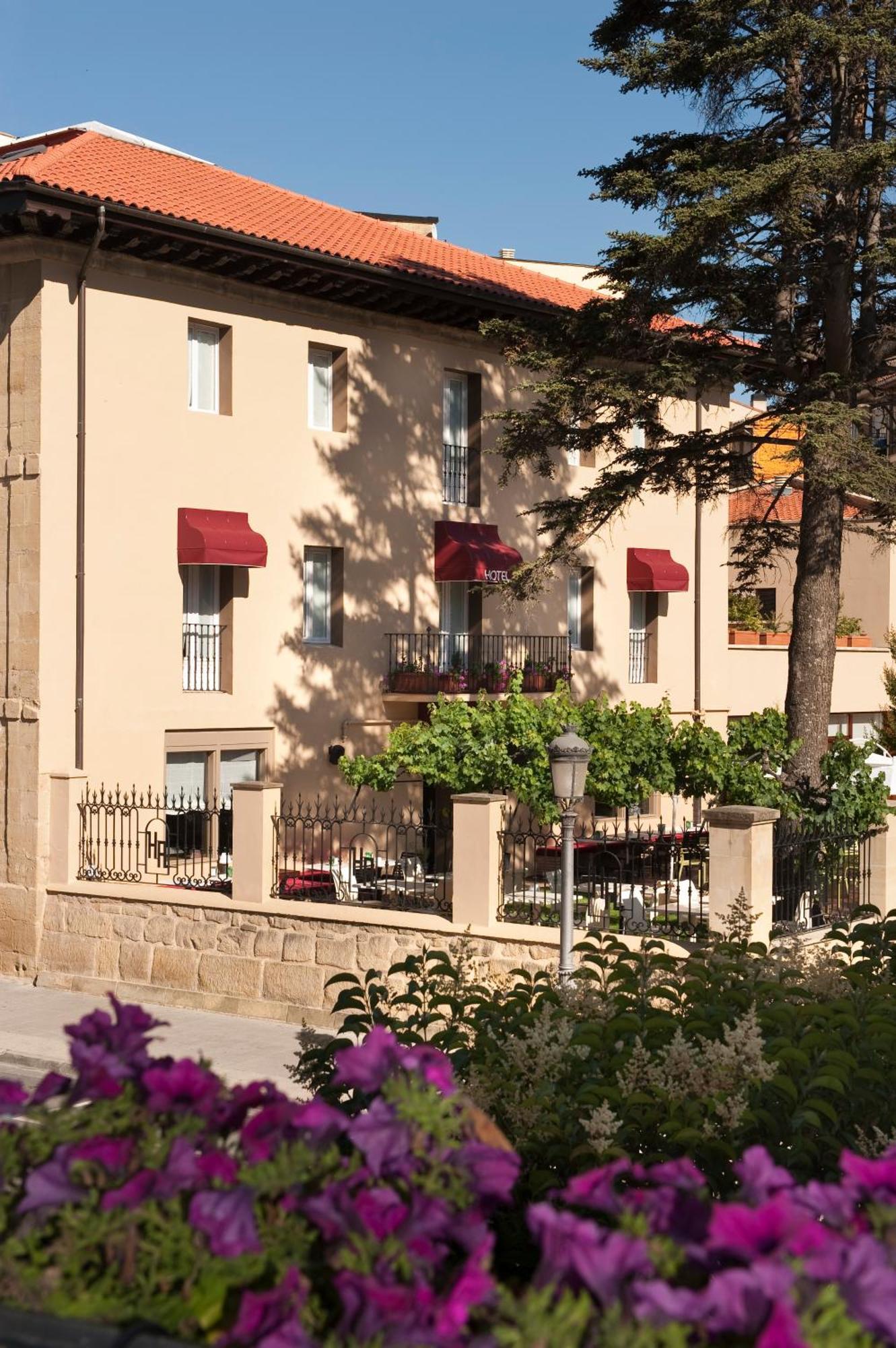 Hotel Arrope Haro Esterno foto